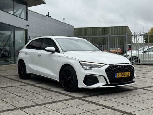 Audi A3 Sportback Aut. 30 TFSI S-Line | Navi | Virtual Cockpit | LED | ActivLease financial lease