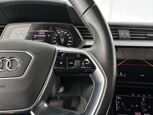 Audi e-tron 55 Quattro S-Line 95 kWh [ 3-Fase ] {SOH-92%} (INCL-BTW) *PANO | VIRTUAL-MIRRORS | AUDI-DESIGN-LE... ActivLease financial lease