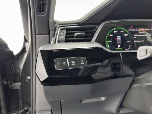 Audi e-tron 55 Quattro S-Line 95 kWh [ 3-Fase ] {SOH-92%} (INCL-BTW) *PANO | VIRTUAL-MIRRORS | AUDI-DESIGN-LE... ActivLease financial lease