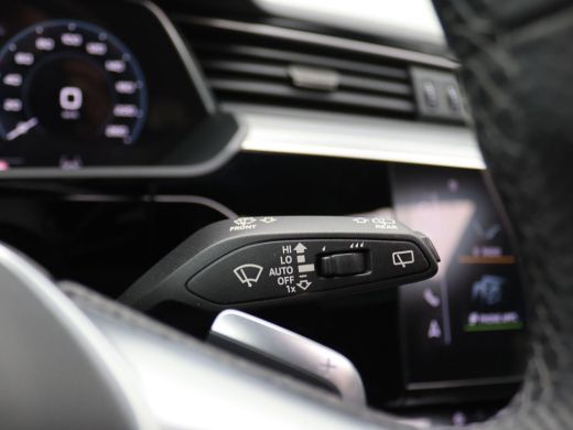 Audi e-tron 55 quattro S edition 95 kWh 408PK Aut. SOH 92,25%, Pano-Schuifdak, Memorystoel, Luchtvering, Alar... ActivLease financial lease