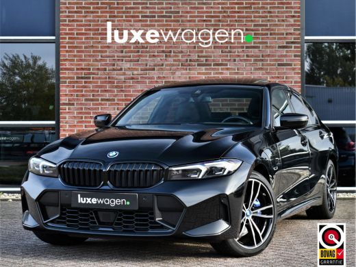 BMW 3 Serie 330e xDrive M-Sport Pro Pano M-zetels ACC HUD 19inch El-klep BMW 3 Serie 330e xDrive M-Sport Pro Pano M-zetels ACC HUD 19inch El-klep