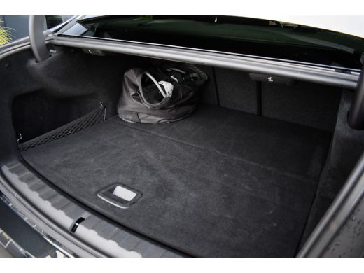 BMW 3 Serie 330e xDrive M-Sport Pro Pano M-zetels ACC HUD 19inch El-klep ActivLease financial lease