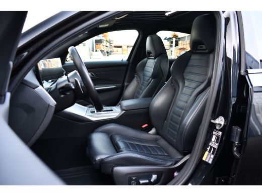 BMW 3 Serie 330e xDrive M-Sport Pro Pano M-zetels ACC HUD 19inch El-klep ActivLease financial lease