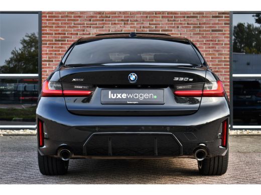 BMW 3 Serie 330e xDrive M-Sport Pro Pano M-zetels ACC HUD 19inch El-klep ActivLease financial lease