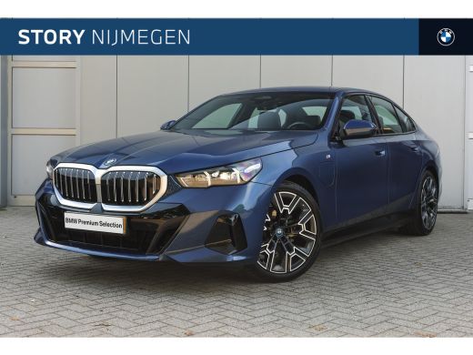 BMW 5 Serie 530e M Sport Automaat / Achteruitrijcamera / Stoelventilatie / Adaptieve LED / M Sportonderstel /...