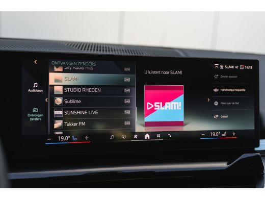 BMW 5 Serie 530e M Sport Automaat / Achteruitrijcamera / Stoelventilatie / Adaptieve LED / M Sportonderstel /... ActivLease financial lease