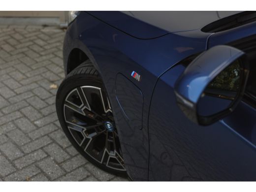 BMW 5 Serie 530e M Sport Automaat / Achteruitrijcamera / Stoelventilatie / Adaptieve LED / M Sportonderstel /... ActivLease financial lease