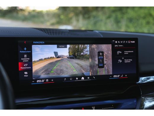 BMW i5 M60 xDrive M Sport / Panoramadak / Trekhaak / Stoelventilatie / Bowers & Wilkins /  Adaptief M On... ActivLease financial lease