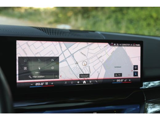 BMW i5 M60 xDrive M Sport / Panoramadak / Trekhaak / Stoelventilatie / Bowers & Wilkins /  Adaptief M On... ActivLease financial lease