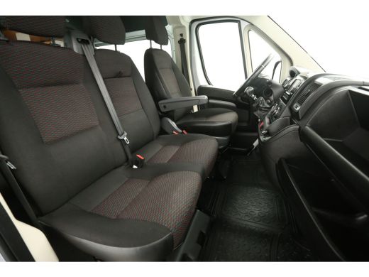 Citroën Jumper 33 2.2 BlueHDi L3H2 | 140PK | DC | Airco | Cruise | Camera | Navi | Parkeersens. | Imperiaal | Tr... ActivLease financial lease