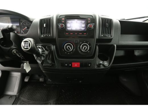 Citroën Jumper 33 2.2 BlueHDi L3H2 | 140PK | DC | Airco | Cruise | Camera | Navi | Parkeersens. | Imperiaal | Tr... ActivLease financial lease