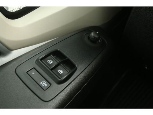 Citroën Jumper 33 2.2 BlueHDi L3H2 | 140PK | DC | Airco | Cruise | Camera | Navi | Parkeersens. | Imperiaal | Tr... ActivLease financial lease