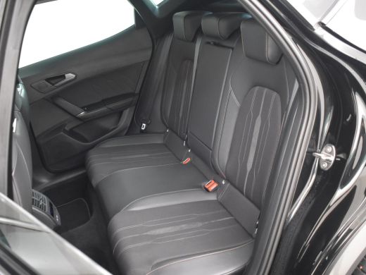 CUPRA Formentor 1.4 e-Hybrid VZ Performance | Trekhaak | Camera achter | Dodehoekdetectie | Stuur + Stoelverwarmi... ActivLease financial lease