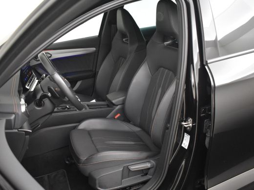 CUPRA Formentor 1.4 e-Hybrid VZ Performance | Trekhaak | Camera achter | Dodehoekdetectie | Stuur + Stoelverwarmi... ActivLease financial lease