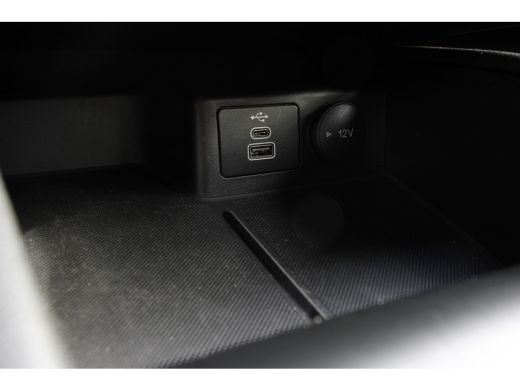 Ford Kuga 2.5 PHEV ST-Line | ORIGINEEL NL! | DEALER OH! | STANDKACHEL | CAMERA ACHTER | PARK SENSOR | CLIMA... ActivLease financial lease