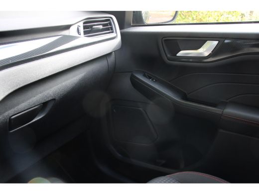 Ford Kuga 2.5 PHEV ST-Line | ORIGINEEL NL! | DEALER OH! | STANDKACHEL | CAMERA ACHTER | PARK SENSOR | CLIMA... ActivLease financial lease