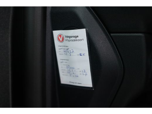 Ford Kuga 2.5 PHEV ST-Line | Stoel-/Stuurverwarming | Voorruitverwarming | Achterbank verwarmd | Camera | K... ActivLease financial lease