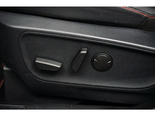 Ford Kuga 2.5 PHEV ST-Line X Pano-dak | Trekhaak wegklapbaar | B&O audio | Head-Up Display | Standkachel | ... ActivLease financial lease