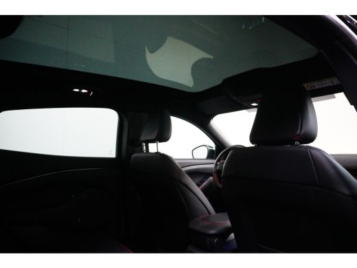 Ford Mustang Mach-E Mach-E Extended AWD 98 kWh | Pano-dak | Trekhaak Afneembaar | B&O Audio | Memory stoel | 360 Came... ActivLease financial lease