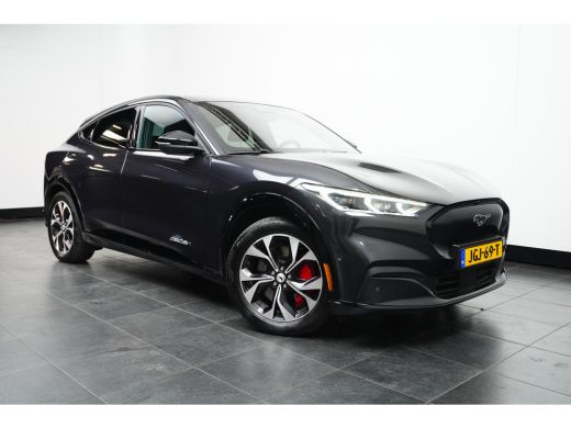 Ford Mustang Mach-E Mach-E Extended AWD 98 kWh | Pano-dak | Trekhaak Afneembaar | B&O Audio | Memory stoel | 360 Came... ActivLease financial lease