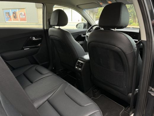 Kia Niro 1.6 GDi Hybrid DynamicPlusLine | Leder | Xenon | Stuur Verw. | ActivLease financial lease