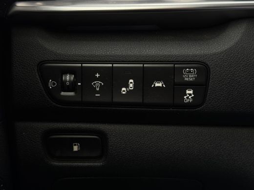 Kia Niro 1.6 GDi Hybrid DynamicPlusLine | Leder | Xenon | Stuur Verw. | ActivLease financial lease