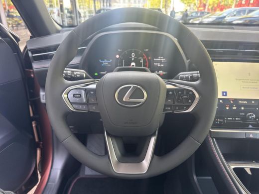 Lexus LBX Emotion 2WD | 06-10141018 Voor meer informatie ActivLease financial lease