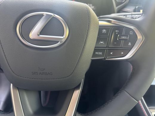 Lexus LBX Emotion 2WD | 06-10141018 Voor meer informatie ActivLease financial lease