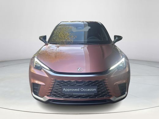 Lexus LBX Emotion 2WD | 06-10141018 Voor meer informatie ActivLease financial lease