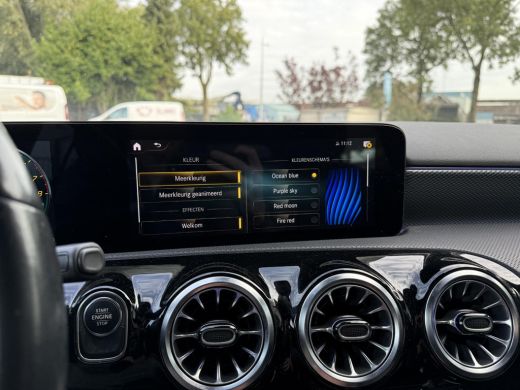 Mercedes-Benz A-Klasse 250e Aut. Business Sol. Luxury | Navi | Camera | Leder | Sfeer Verlichting | ActivLease financial lease