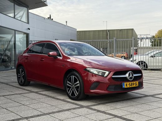 Mercedes-Benz A-Klasse 250e Aut. Business Sol. Luxury | Navi | Camera | Leder | Sfeer Verlichting | ActivLease financial lease