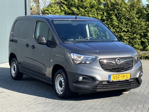 Opel Combo 1.5D 102 PK / L1H1 / 49.465 KM !! / 1e EIG. / 6 BAK / AIRCO / CRUISE / BLUETOOTH / PDC ActivLease financial lease
