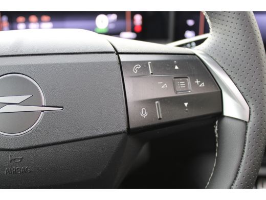 Opel Grandland GS 73 kWh / Navigatie / 360 Camera / Panorama / HiFi Geluidsinstallatie / Stuur -en Stoelverwarmd... ActivLease financial lease