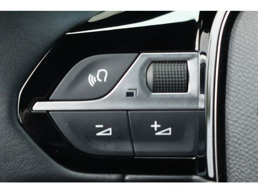 Peugeot 2008 1.2 Hybrid 136 Allure | Adap. Cruise C. | Dode hoek det. | 360 CAM | Keyless | Full LED | 17" LMV... ActivLease financial lease