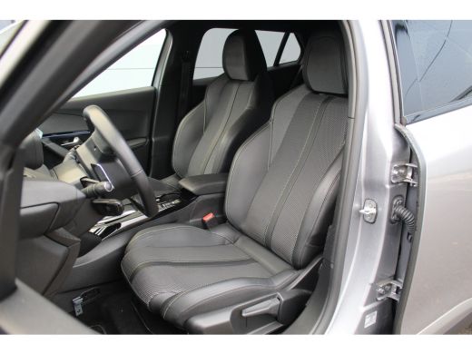 Peugeot 2008 1.2 Hybrid 136 GT | Adap. Cruise C. | Camera | Keyless | Full LED |17" LMV | Navi | Privacy Glass... ActivLease financial lease