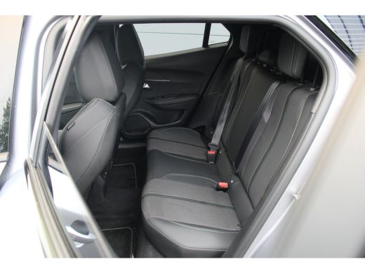Peugeot 2008 1.2 Hybrid 136 GT | Adap. Cruise C. | Camera | Keyless | Full LED |17" LMV | Navi | Privacy Glass... ActivLease financial lease