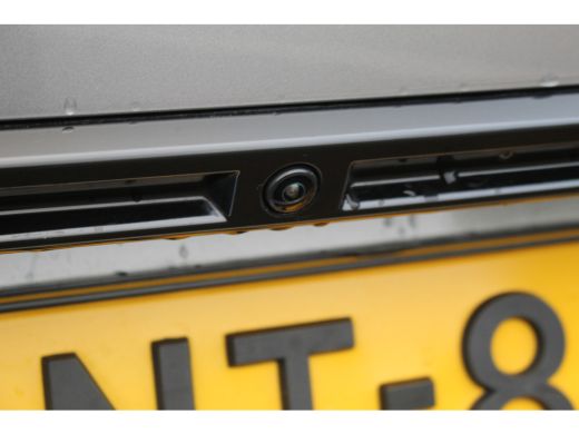 Peugeot 2008 1.2 Hybrid 136 GT | Adap. Cruise C. | Camera | Keyless | Full LED |17" LMV | Navi | Privacy Glass... ActivLease financial lease