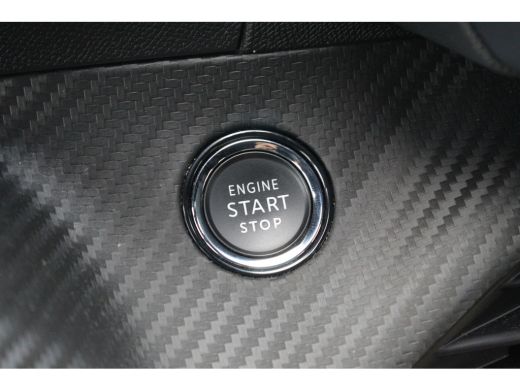 Peugeot 2008 1.2 Hybrid 136 GT | Adap. Cruise C. | Camera | Keyless | Full LED | 17" LMV | Navi | Privacy Glas... ActivLease financial lease