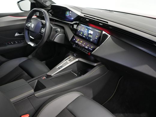 Peugeot 308 1.6 Plug-in Hybrid 180 GT Panoramadak / 360 camera | Achterbank in 3 delen neerklapbaar met skilu... ActivLease financial lease