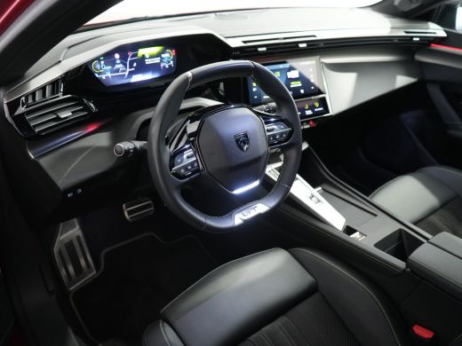 Peugeot 308 1.6 Plug-in Hybrid 180 GT Panoramadak / 360 camera | Achterbank in 3 delen neerklapbaar met skilu... ActivLease financial lease