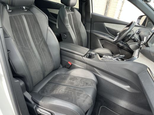 Peugeot 5008 1.2 PureTech GT | 2 stoelen op derde rij | Achterbank in delen neerklapbaar | Adaptieve cruise co... ActivLease financial lease