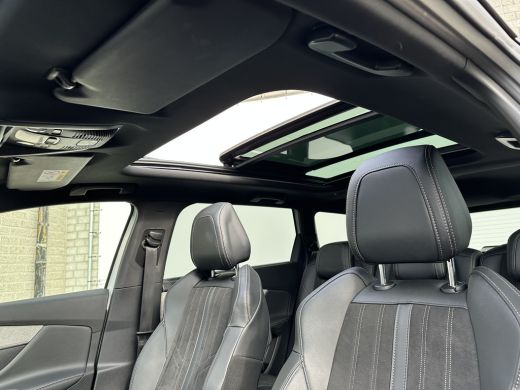 Peugeot 5008 1.2 PureTech GT | 2 stoelen op derde rij | Achterbank in delen neerklapbaar | Adaptieve cruise co... ActivLease financial lease
