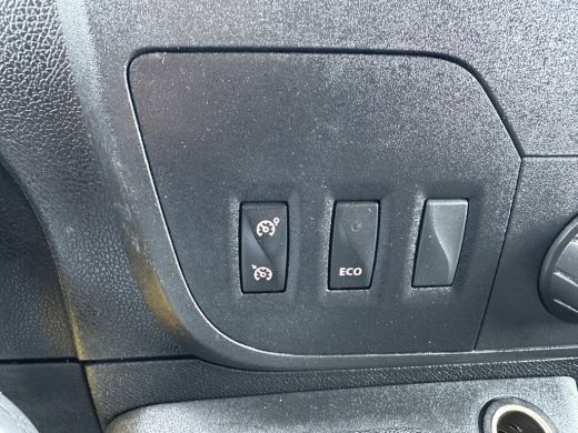 Renault Master 2.3 DCI E6 / L2H2 / IMPERIAAL / 2x SCHUIFDEUR / CAMERA / NAVI / AIRCO / CRUISE CONTROL ActivLease financial lease