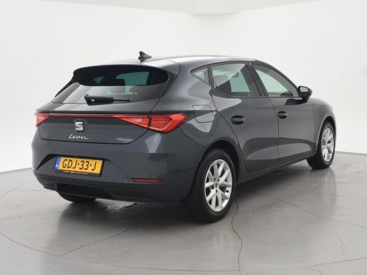 Seat Leon 1.0 TSI STYLE INTENSE + WEGKL. TREKHAAK | VIRTUAL COCKPIT | CAMERA | STOELVERW. | NAVIGATIE | CAR... ActivLease financial lease