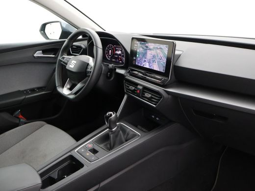 Seat Leon 1.0 TSI STYLE INTENSE + WEGKL. TREKHAAK | VIRTUAL COCKPIT | CAMERA | STOELVERW. | NAVIGATIE | CAR... ActivLease financial lease