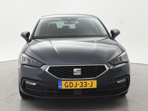 Seat Leon 1.0 TSI STYLE INTENSE + WEGKL. TREKHAAK | VIRTUAL COCKPIT | CAMERA | STOELVERW. | NAVIGATIE | CAR... ActivLease financial lease