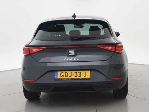 Seat Leon 1.0 TSI STYLE INTENSE + WEGKL. TREKHAAK | VIRTUAL COCKPIT | CAMERA | STOELVERW. | NAVIGATIE | CAR... ActivLease financial lease