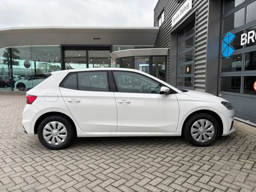 Skoda Fabia 1.0 TSI 95 pk Ambition | Airco | Apple Carplay/Android Auto|telefoonintegratie premium | Cruise c... ActivLease financial lease