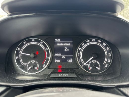 Skoda Fabia 1.0 TSI 95 pk Ambition | Apple carplay | Parkeersensoor achter | Cruise control | ActivLease financial lease