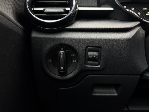 Skoda Fabia 1.0 TSI 95 pk Ambition | Apple carplay | Parkeersensoor achter | Cruise control | ActivLease financial lease